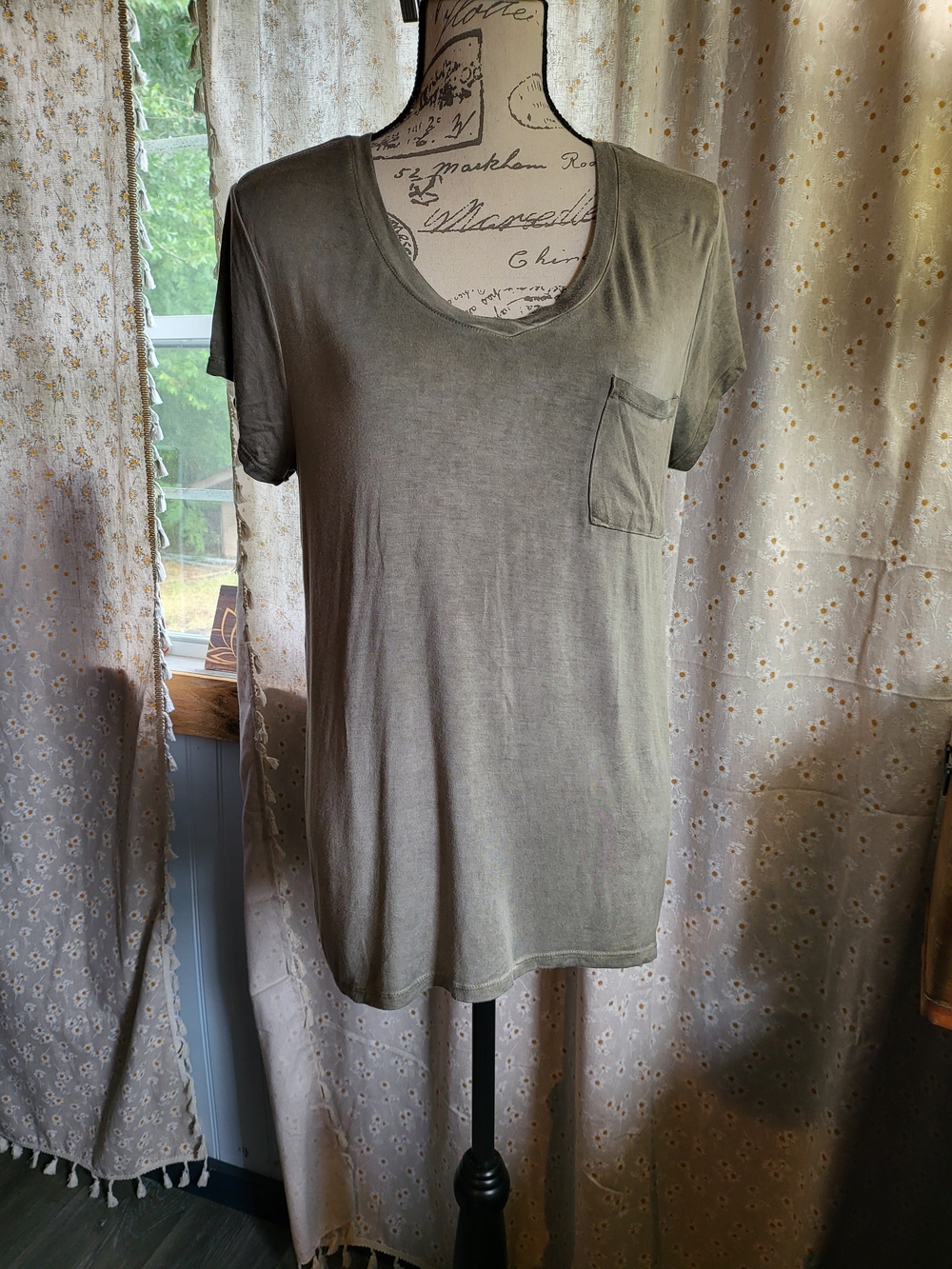 Cable & Gauge Olive Green Scoop Neck Pocket T-Shirt XL
